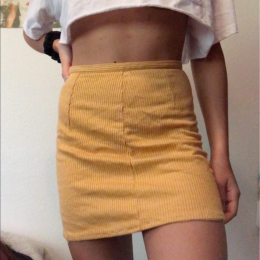 Yellow skirt